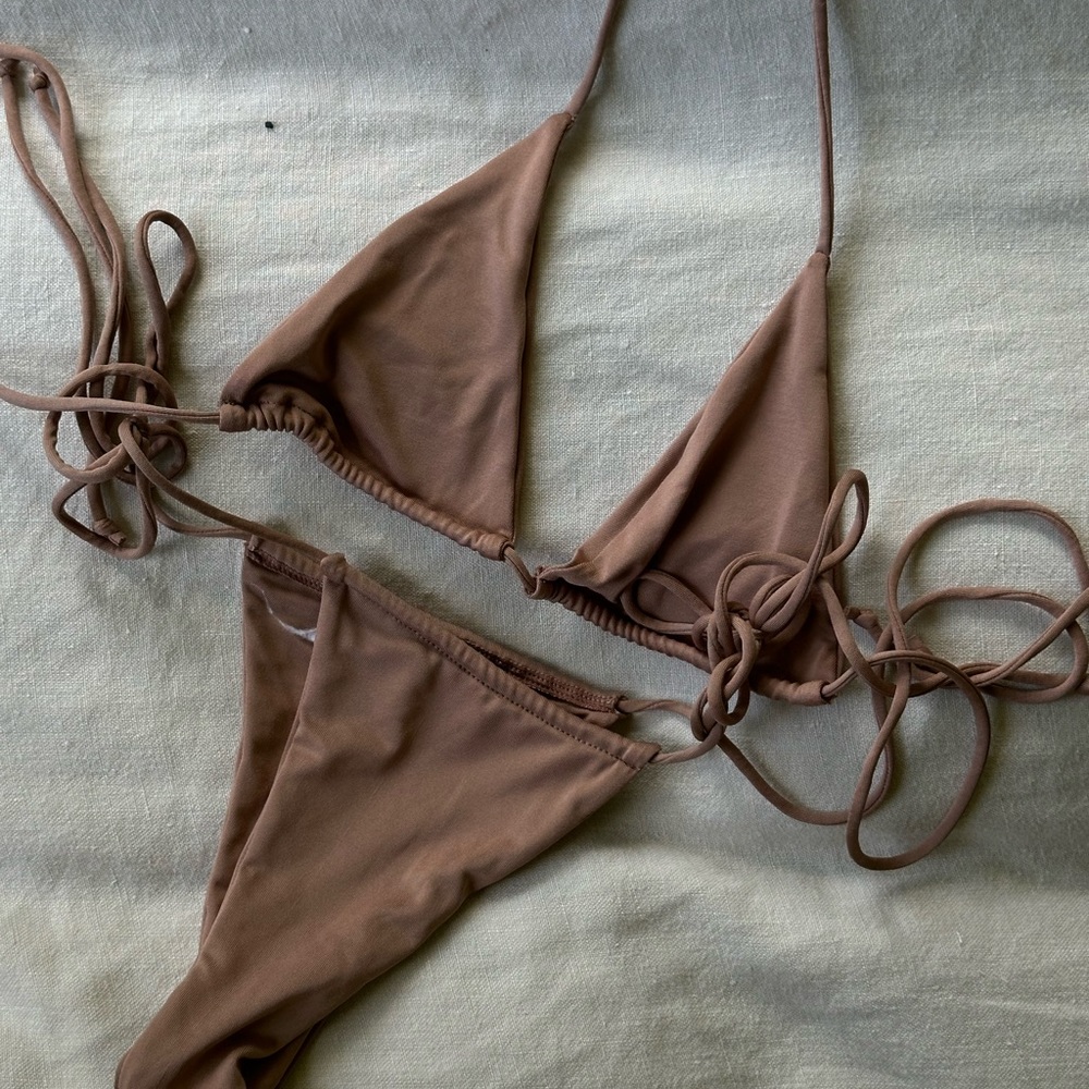 andi bagus mila bikini